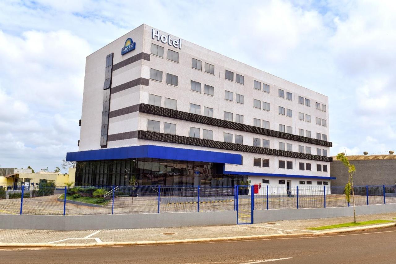 Days Inn By Wyndham Cascavel Каскавел Экстерьер фото