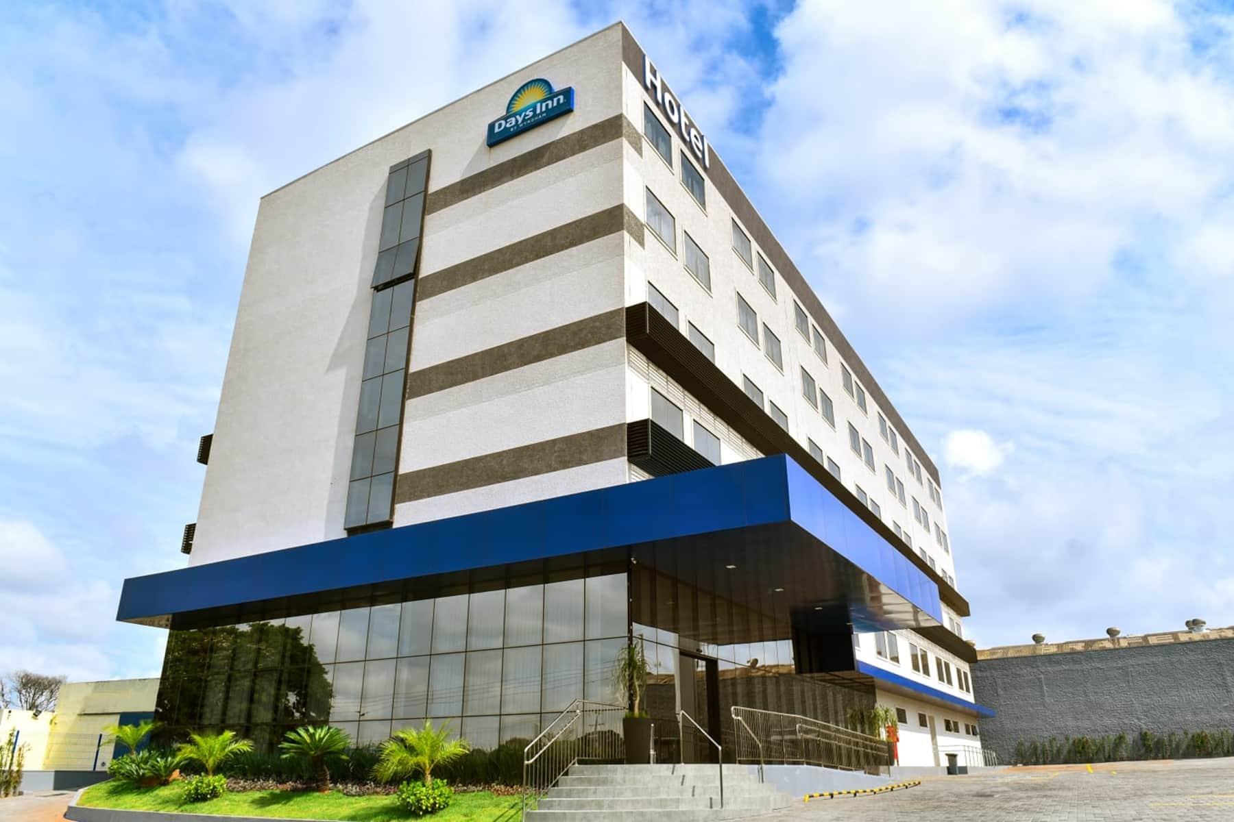 Days Inn By Wyndham Cascavel Каскавел Экстерьер фото